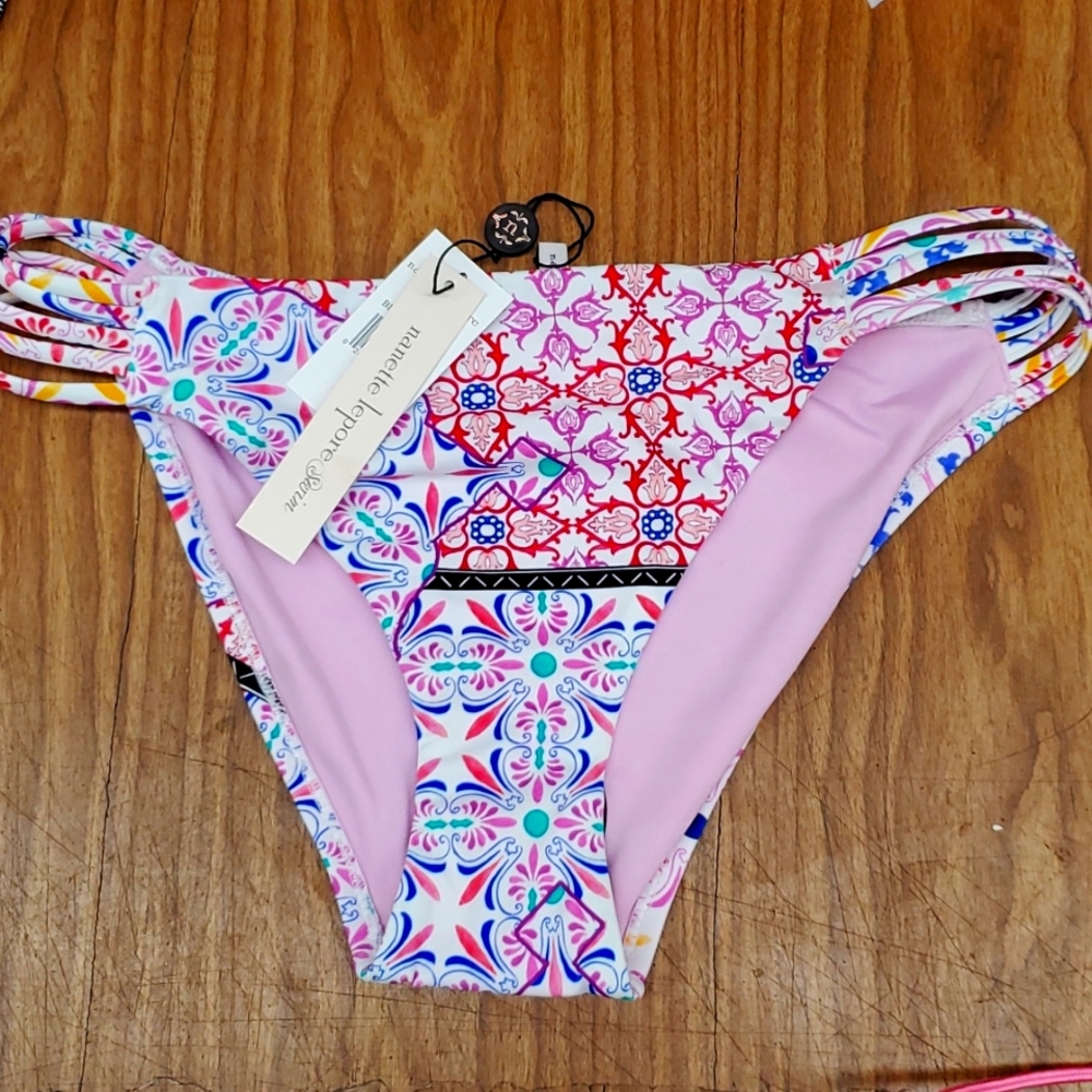 Nanette Lepore sz 10 swim bottom